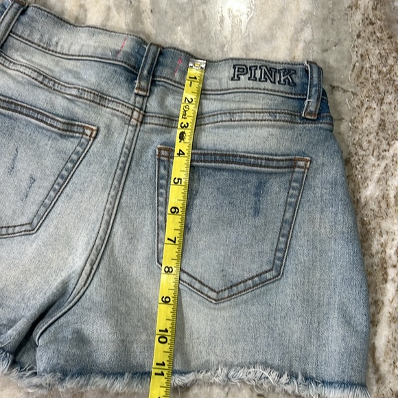 Pink • Victoria’s Secret • women’s • Shorts • Size 2 - Picture 3 of 5